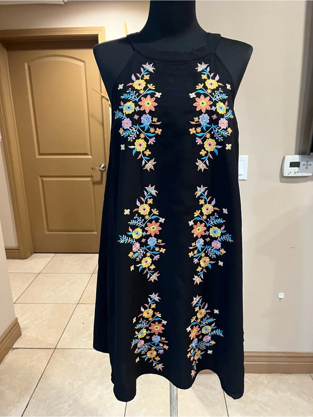 Savanna Jane Black Sleeveless Shift Dress with Multicolor Floral Embroidery - Picture 1 of 5